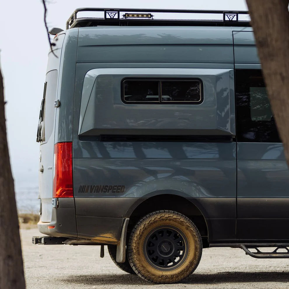 Vanspeed Sprinter 144" Capsules (windowed)