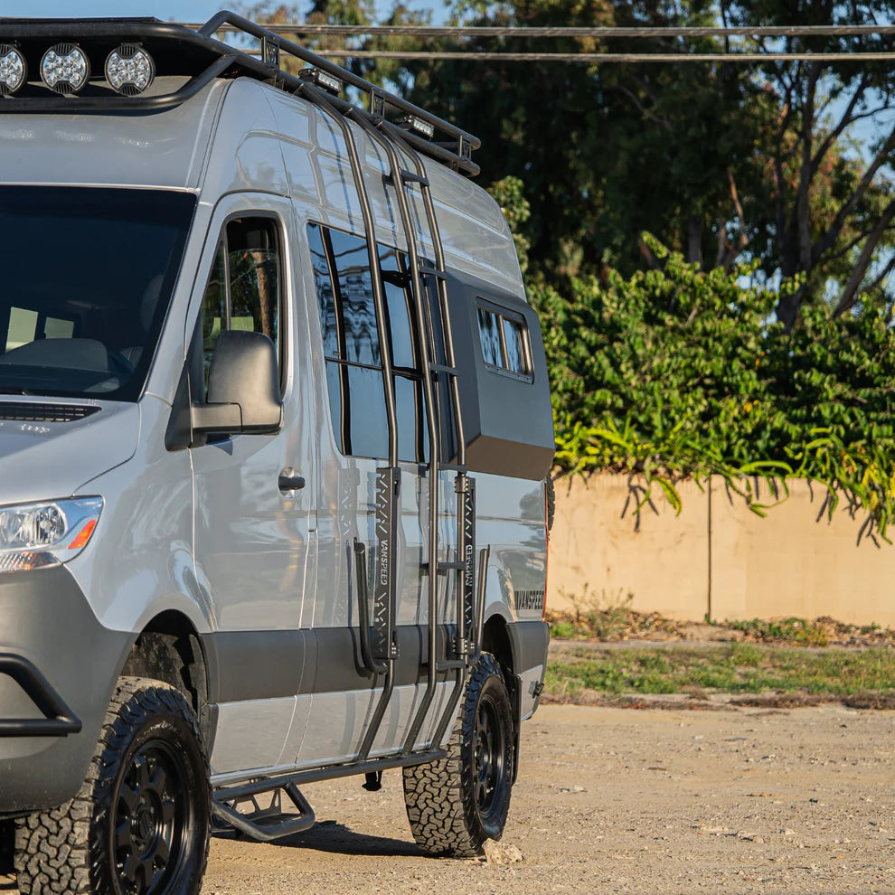 Vanspeed Sprinter 144" Capsules (windowed)