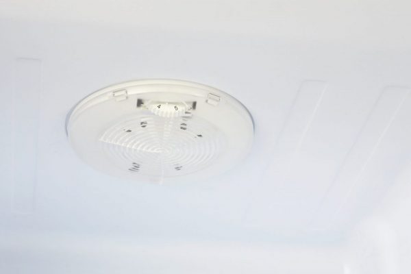 Refrigerator / Freezer 12-24 volts Single Retro UGP-275L 10 picu