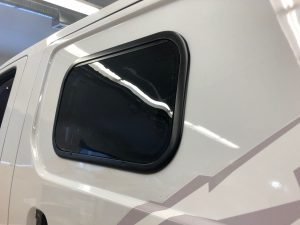 Broad Arrow Curved Window 497×297