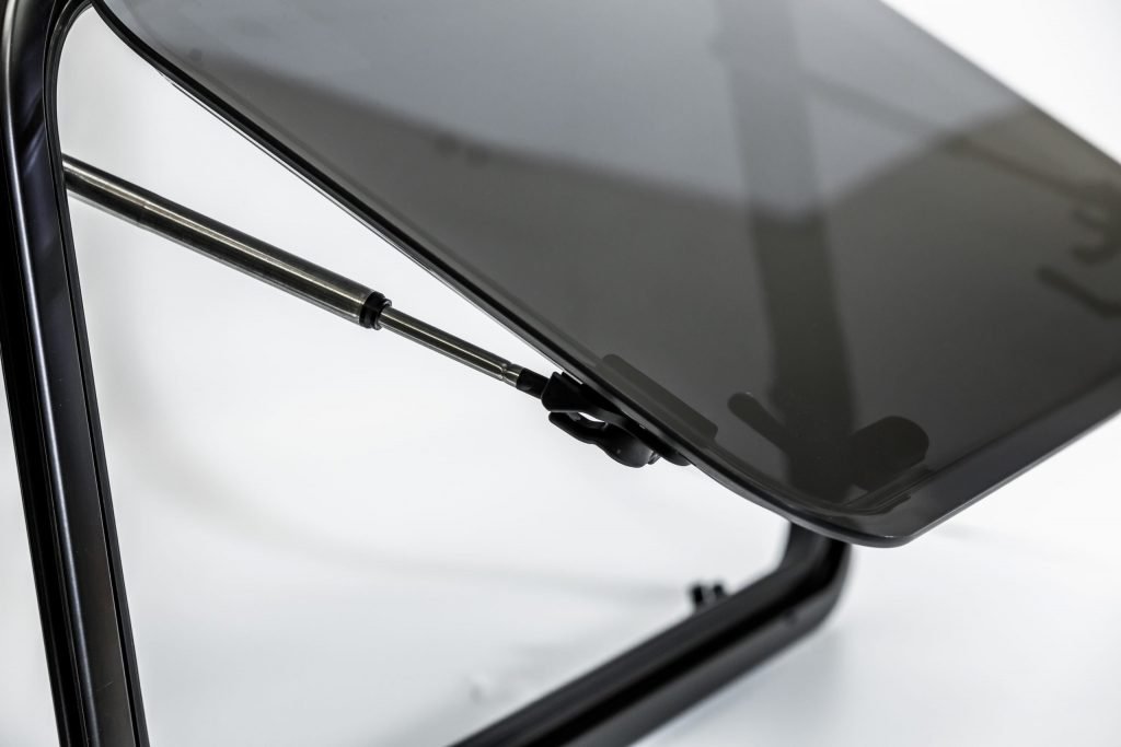 Broad Arrow Flat Window 797×397mm