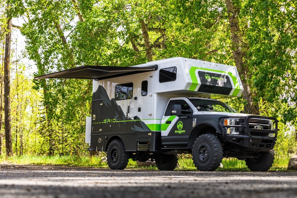 Broad Arrow Flat Window 797×397mm