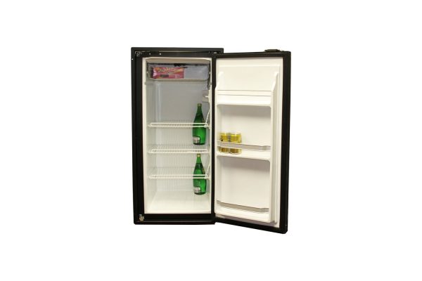 Nova Kool Refrigerator - R4200 - 4.3 picu - 12/24 volts